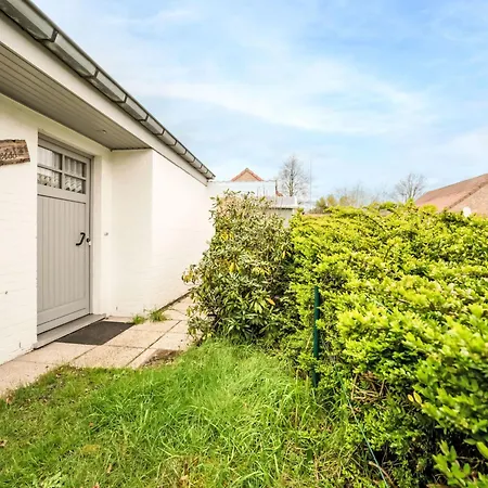 Edelweiss With Parking By Interhome Де-Хаан